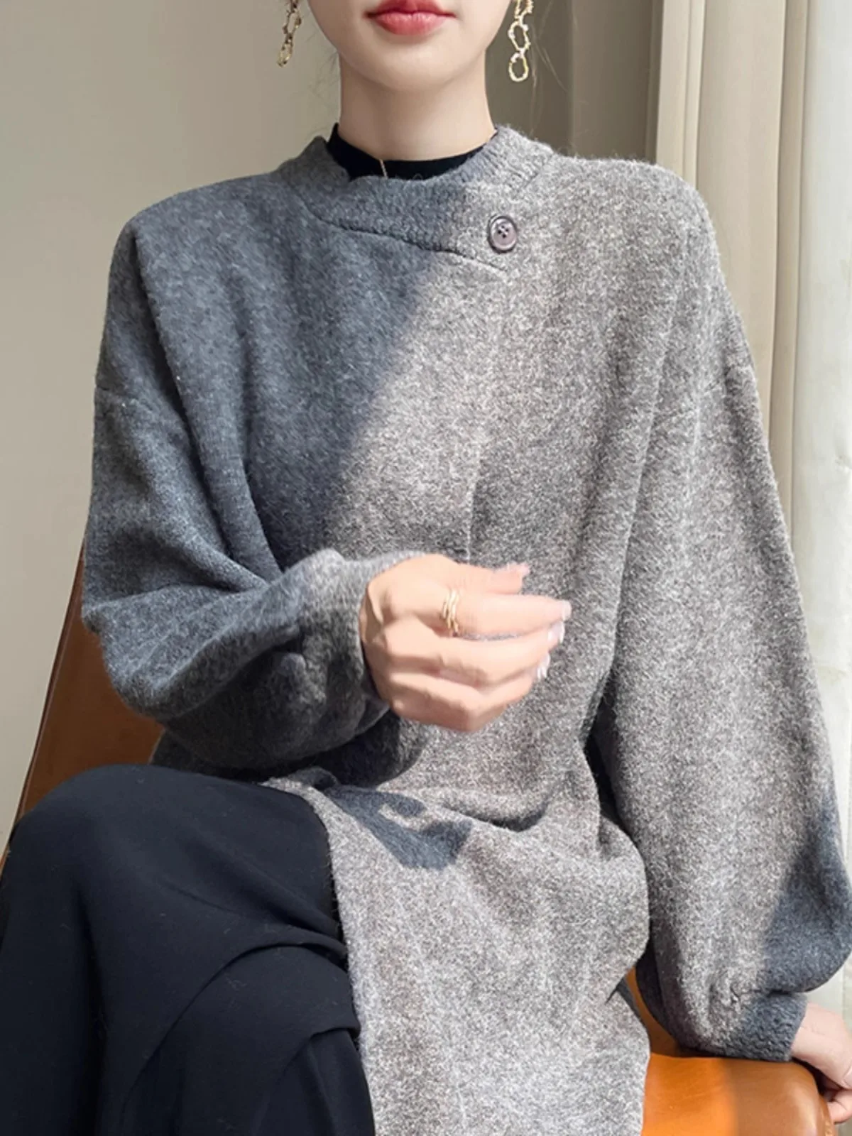 

New High-End Grey Long Lazy Style Knitted Sweater Women's Vintage Soft Loose Cardigan Outerwear Autumn Season Comfortable