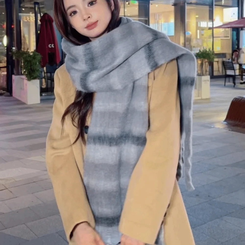 Eleganter Regenbogen-Streifen Wollschal mit Quasten, Plüsch-Winter-Kaschmirschal, Mohair, Warmer Langer Schal für Herren – Detail 7
