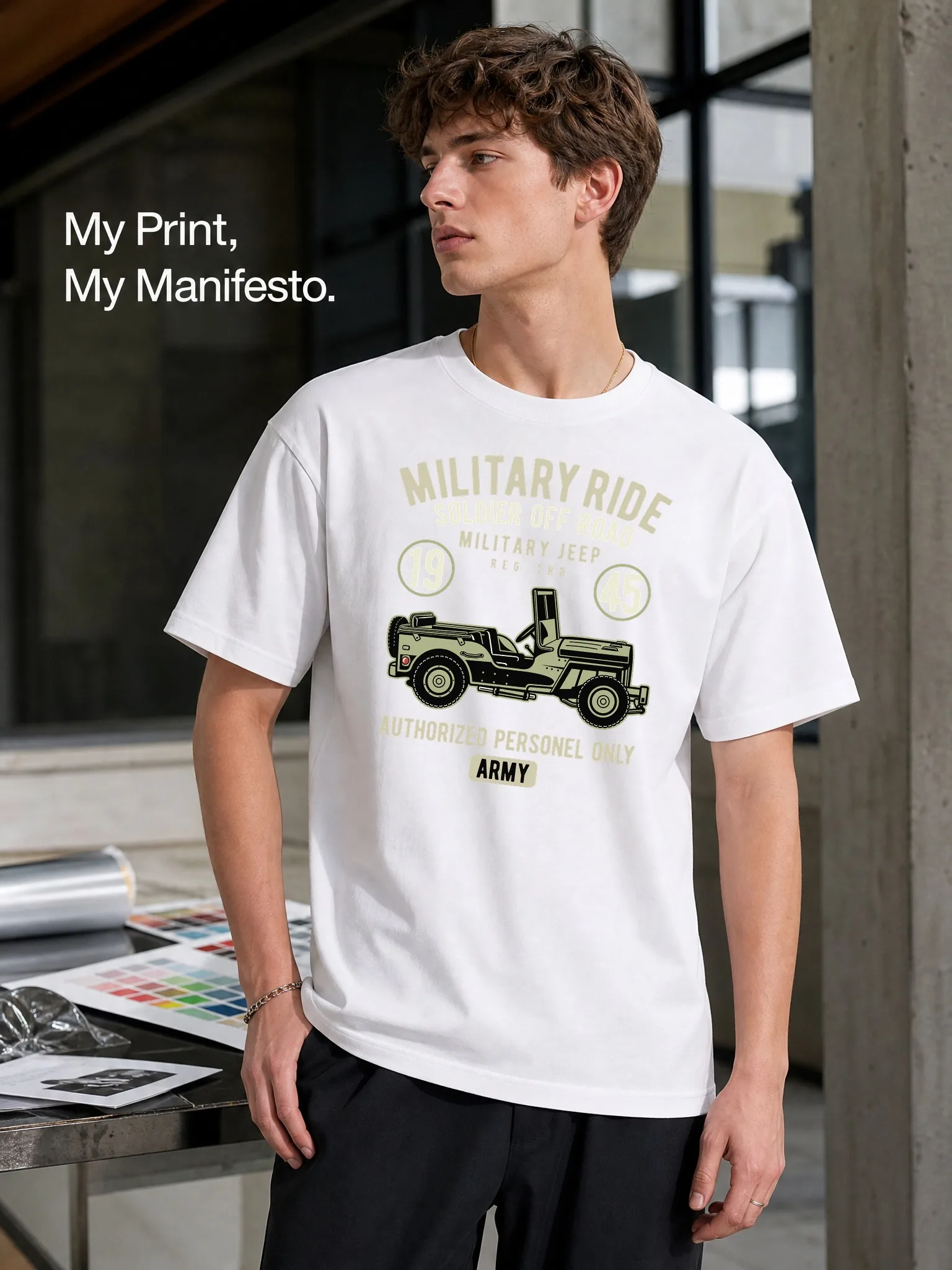 Men's White Loose-Fitting Round-Neck Short-Sleeved T-Shirt, Military-Style Jeep Print Top, Street Fashion Casual Item, Comfortable and Breathable for Everyday Wear