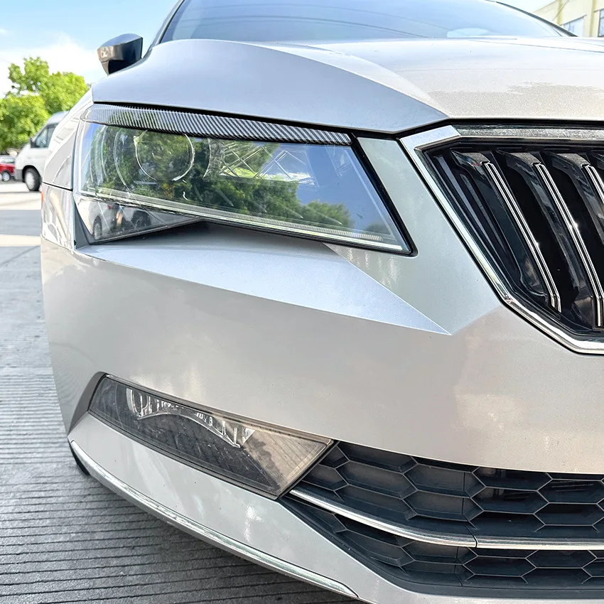 2016 до 2019 для Skoda Superb B8 накладка на крышку лампы комплекты накладок на корпус наклейка на переднюю фару для бровей блестящее черное