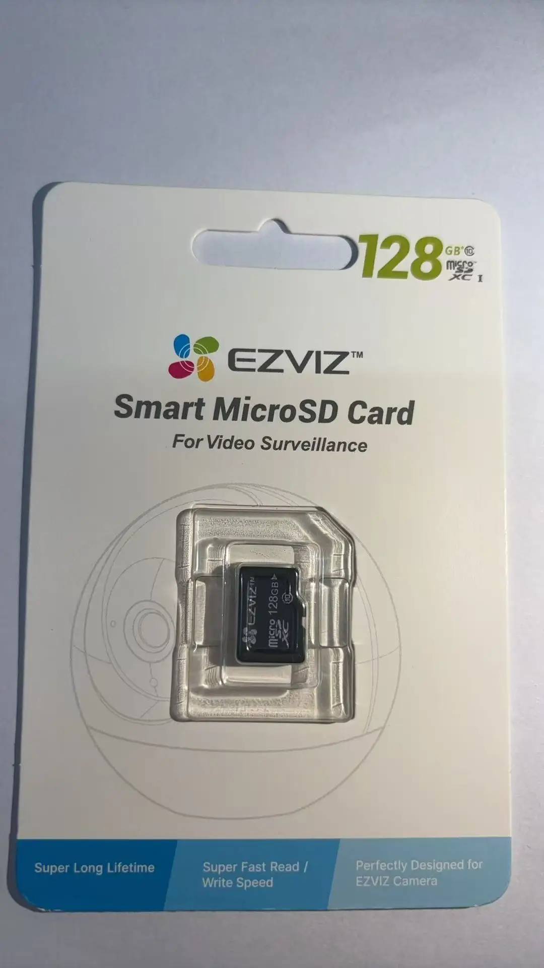 بطاقات ذاكرة كاميرا المراقبة السحابية EZVIZ. متوفر بسعة 32 جيجابايت و64 جيجابايت و128 جيجابايت و256 جيجابايت. بطاقات تخزين TF (Micro SD) عالية السرعة.