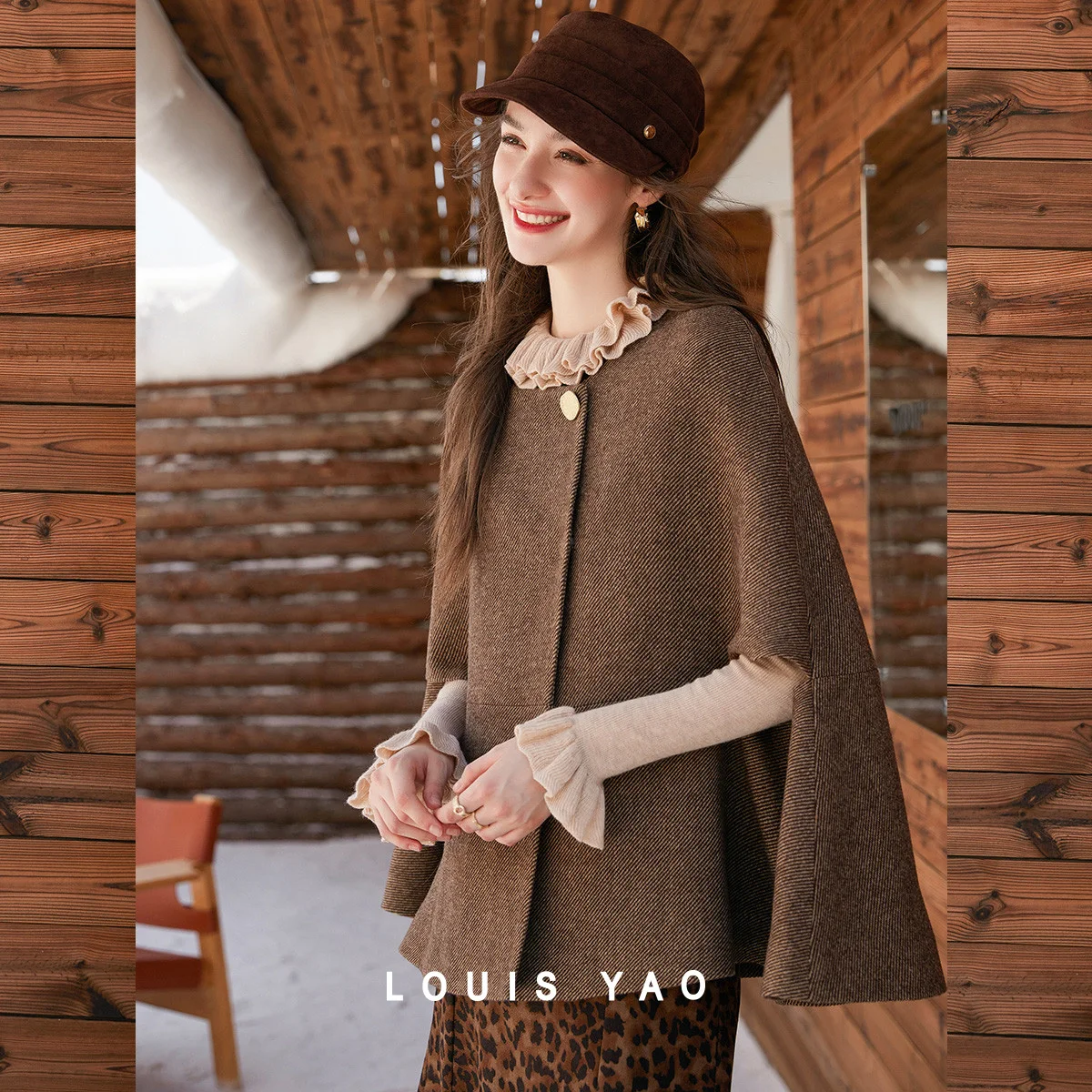 

LOUIS YAO Lady-Chic Cape Women's Coat 2025 Autumn Winter High-End Twill Blend Metal Buttons Round Neck Cardigan Jackets