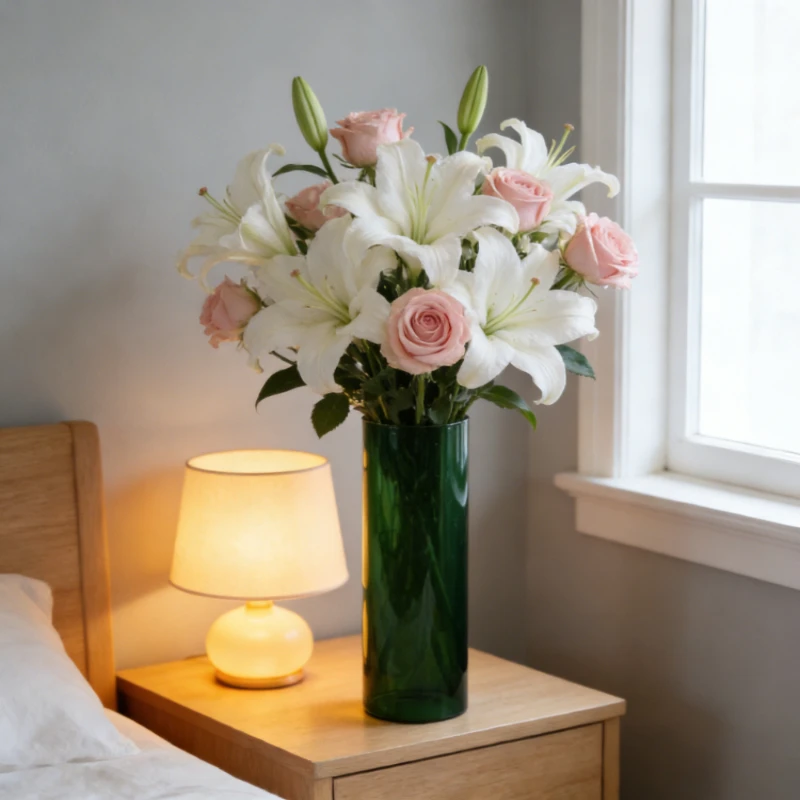 

New Nordic Green Straight Glass Vase Minimalist Small Red Vase High Grade Hydroponic Bottle Modern Tabletop Flower Vase Ornament