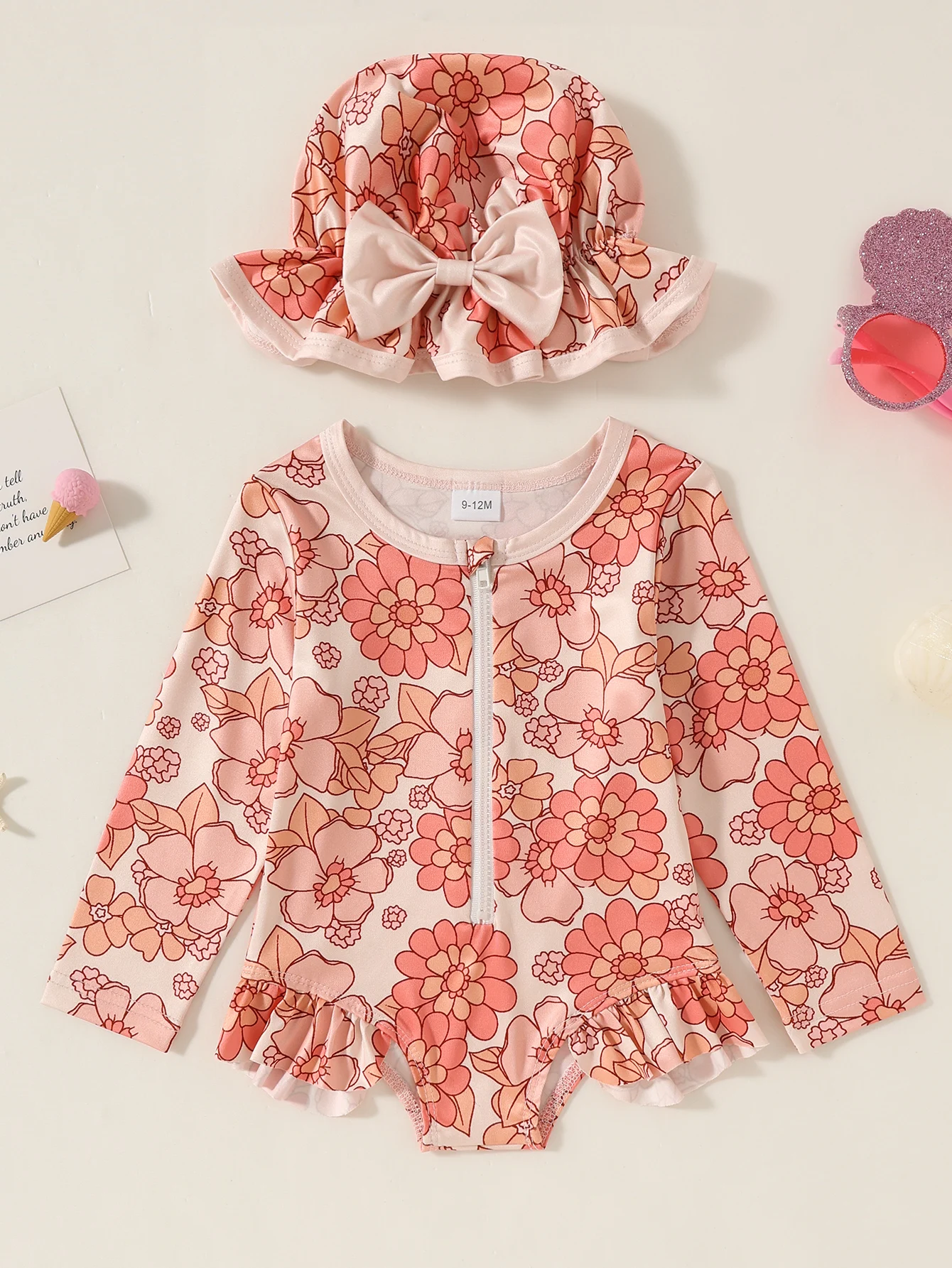 

Комплект из 2 предметов: детский купальник с цветочным принтом и шляпка, с длинными рукавами, защита от солнца, молния спереди + оборки, милый и свежий купальный костюм