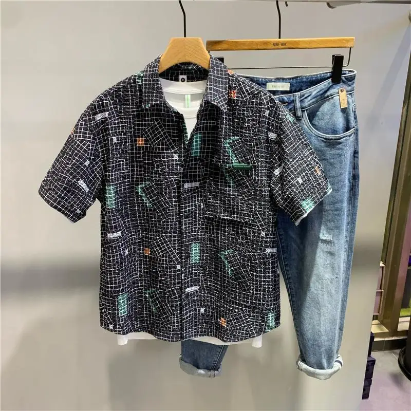 Sommer männer Farbe-blocking Plaid Revers Casual männer Hemd Koreanischen Stil Modische Hübsche Tasche Ins Lose Hemd