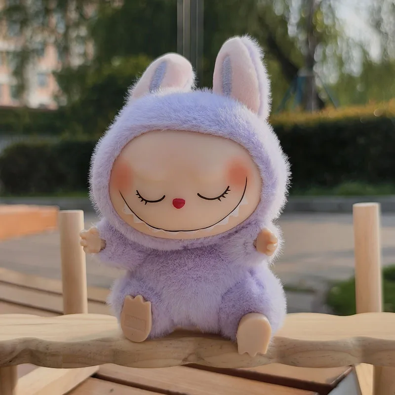 

1 PCS Cartoon Purple Labubu Doll labubu Dolls Can Turn Head Mart Trendy Play Doll Plush Toy Vinyl Face Keychain Pendant Toys New