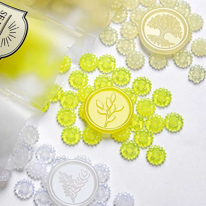100 pcs Crystal Clear Sunflower Wax pellets, Transparent, for Wax Seals, Invitation Cards, Christmas Gift Wrapping, Envelope