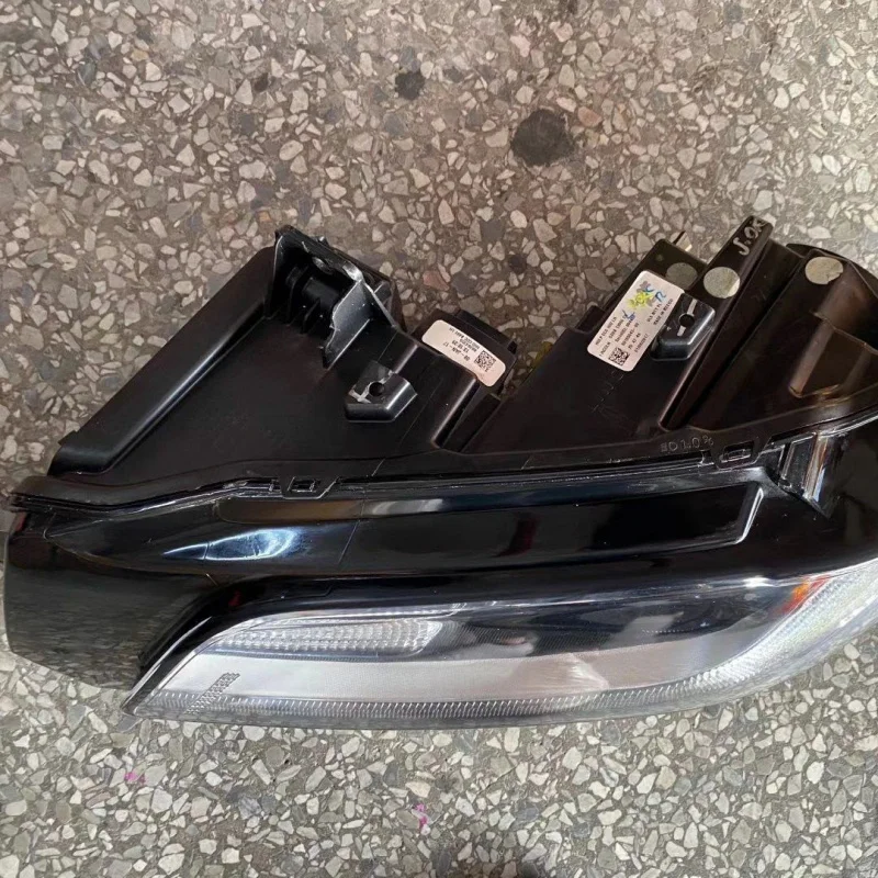 Suitable For Continental , MKC, MKX, MKT, MKZ, And Lincoln Navigator Front Headlights