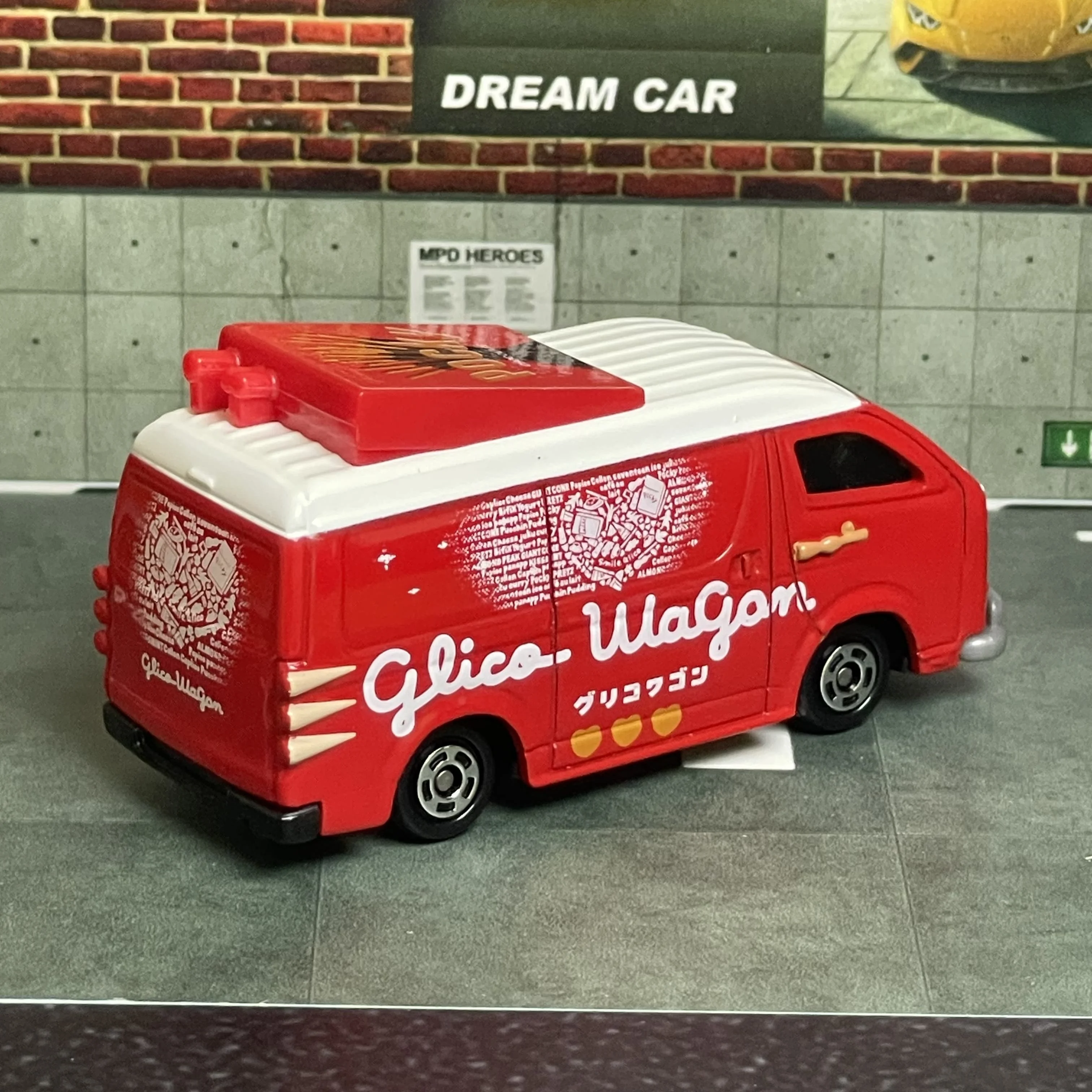 Takara Tomy Tomica nr 58 Glico Wagon Odlew Statyczny Samochód Ze Stopu Metalu Model Kolekcjonerski Ekspozycja Zabawka Prezent dla Chłopca