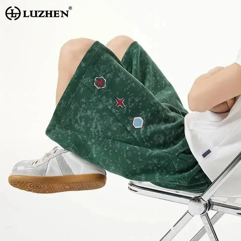 LUZHEN 2026 Summer Loose Embroidery Pattern Elastic Waist Pants Five-pointed Men Fashion Straight Handsome Casual Shorts JY7753