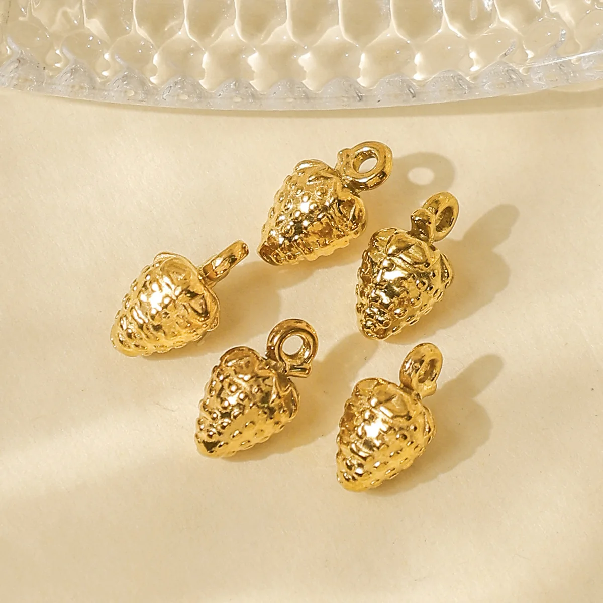 5pcs Diy 3D Strawberry Jewelry Pendant Charms Stainless Steel Neckace Earring Bracelet Pendants Handmade Jewelry Making Findings