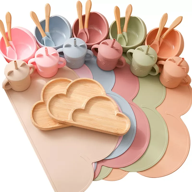 6Pcs Baby Feeding Set Wooden Clouds Dinner Plate Baby Silicone Bowl Water Cup Kids Bamboo Wood Fork Spoon Dinnerware Baby Gift