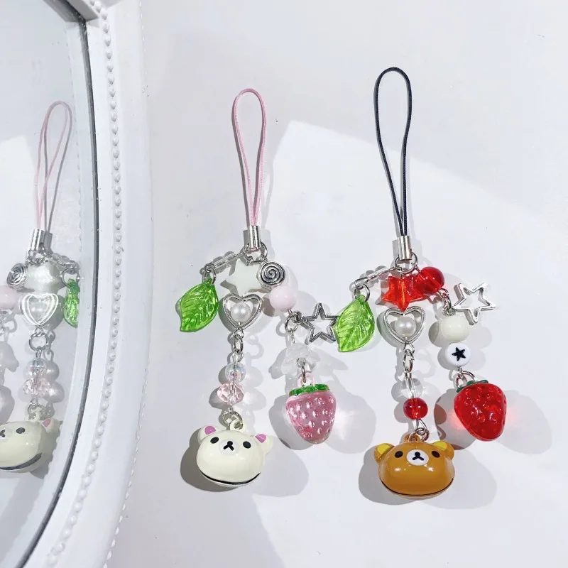 Niedlicher Glockenbär-Anhänger, passende Handyanhänger, Schlüsselanhänger, Y2K, handgefertigt, Rilakkuma, Erdbeere, Perlen, Accessoires, Schmuck, Paar-Geschenke