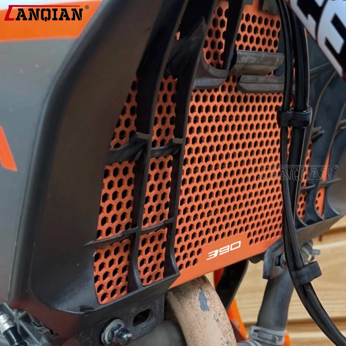 

For DUKE 125 200 250 390 DUKE 2017 2018 2019 2020 2021 2022 2023 Radiator Guard Grille Protector Motorcycle Accessories DUKE125