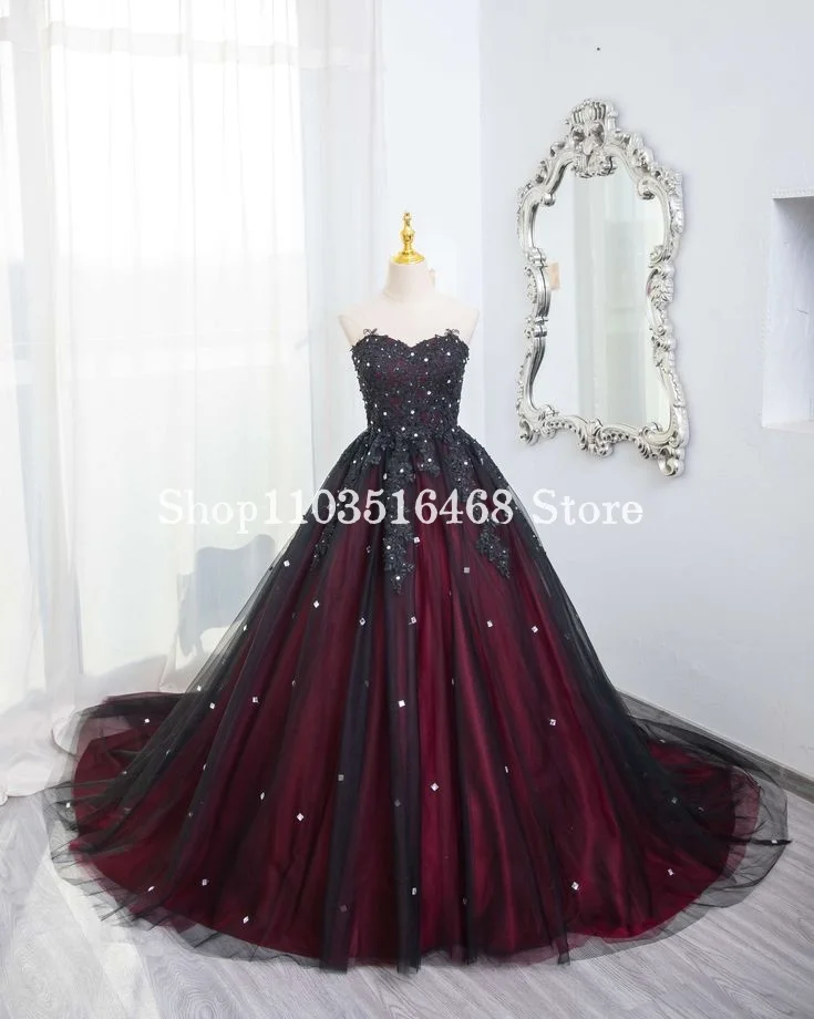 Black Red Gothic Wedding Dress Vintage Sheath Appliqué Beaded Strap Shawl A Line Bridal Victorian Gown فساتين الزفاف