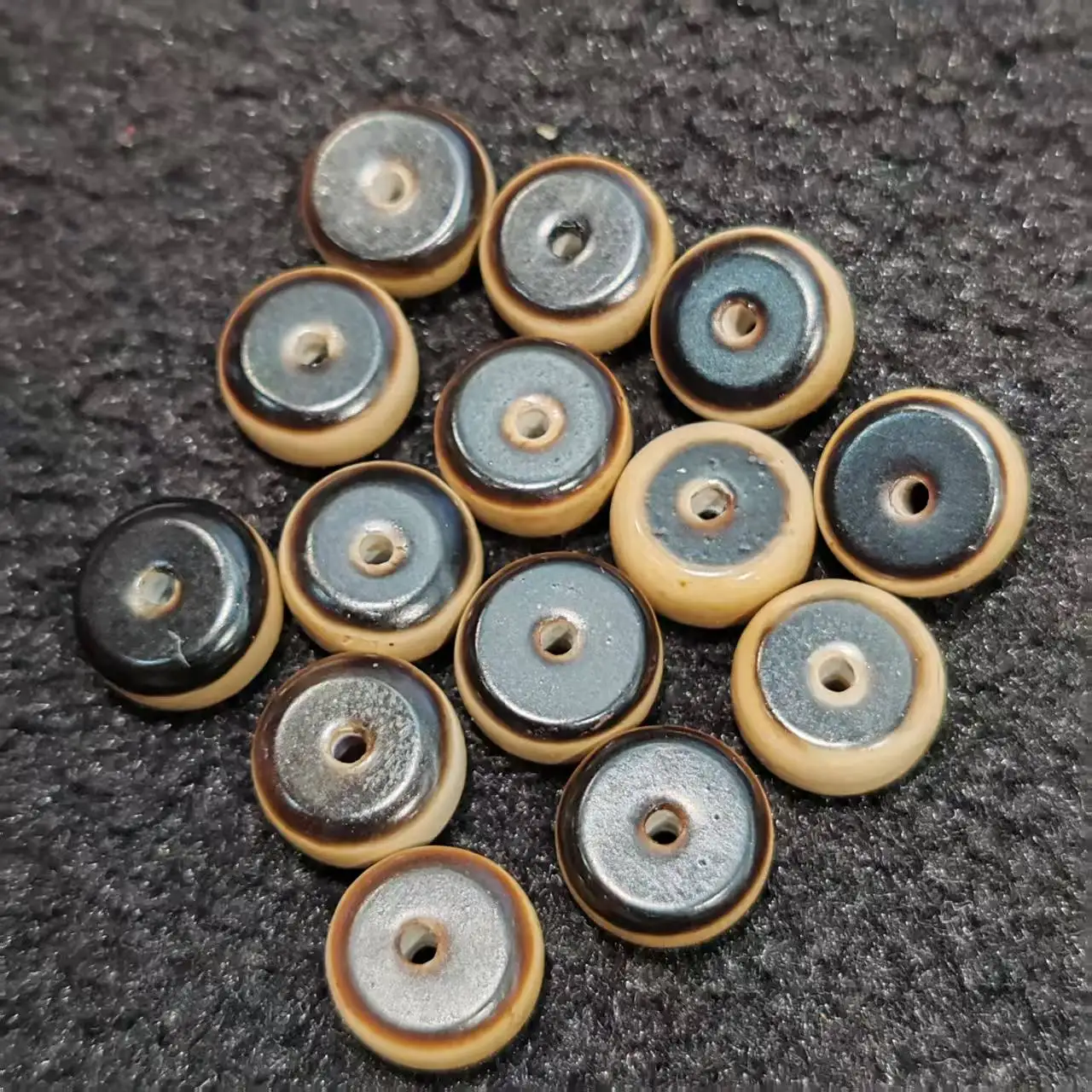 

200 pcs Tibetan style tooth yellow 5 * 8mm first-line pharmacist agate Tianzhu spacer necklace pendant spacer DIY accessory Dzi