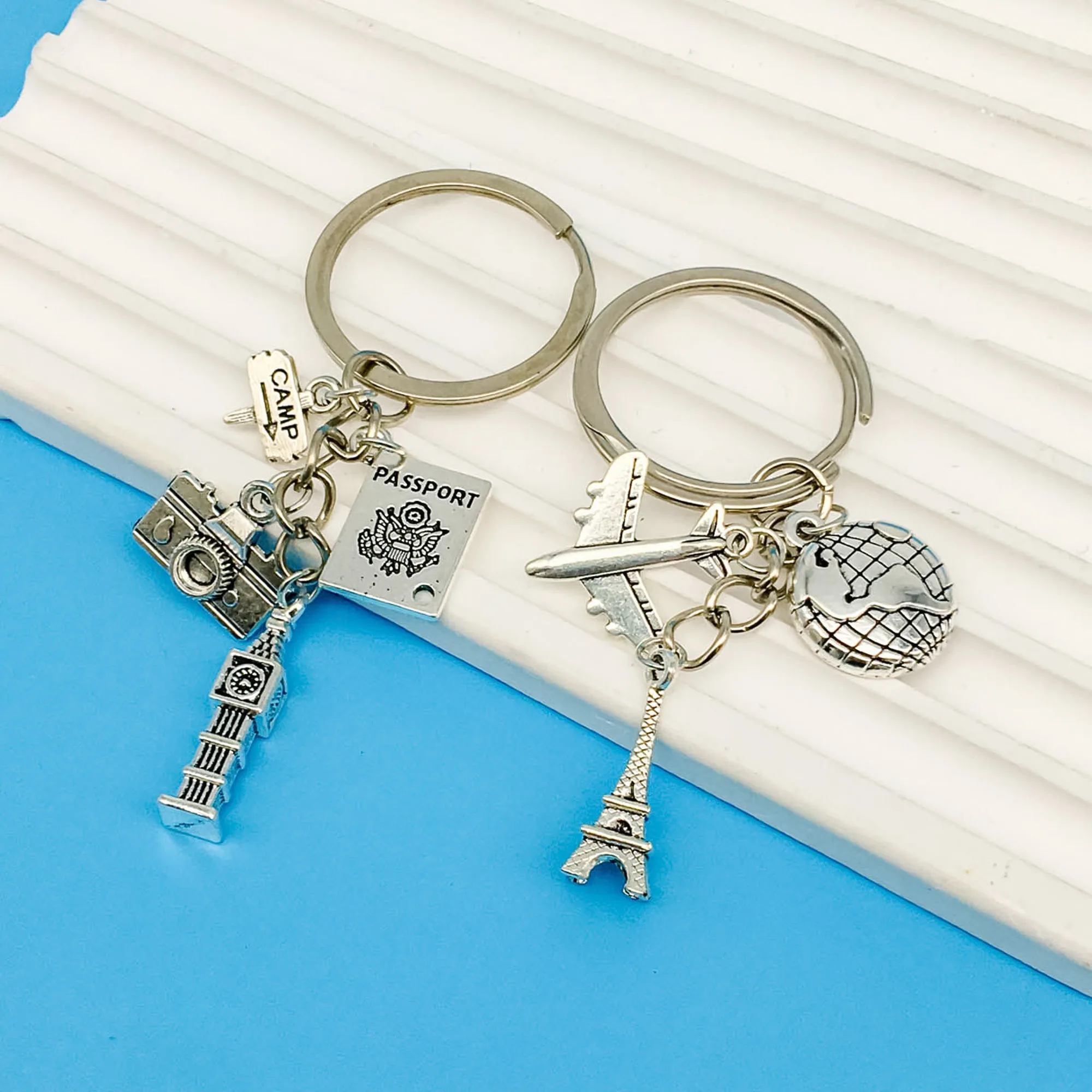 1pc Mini Passport Aircraft Eiffel Tower Charm Keychain Metal Alloy Travel Keyring Wallet Backpack Car Charm Accessories