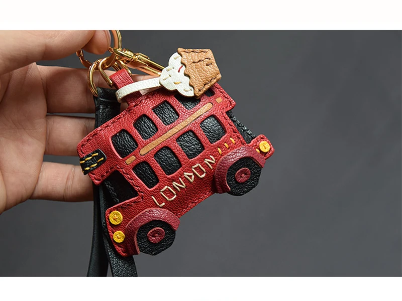 Handgefertigter Londoner Bus-Schlüsselanhänger aus Leder, süßer Bus-Schlüsselanhänger, Taschenanhänger – Detail 3