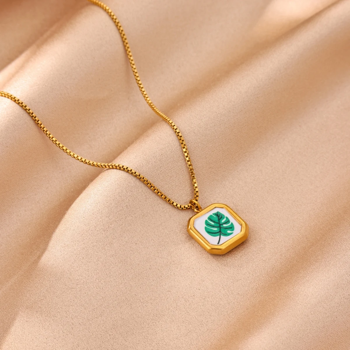 Fashion Square Monstera Leaf Enamel Pendant Necklace For Women Gold Color Stainless Steel Chain Trendy Daily Vacation Jewelry