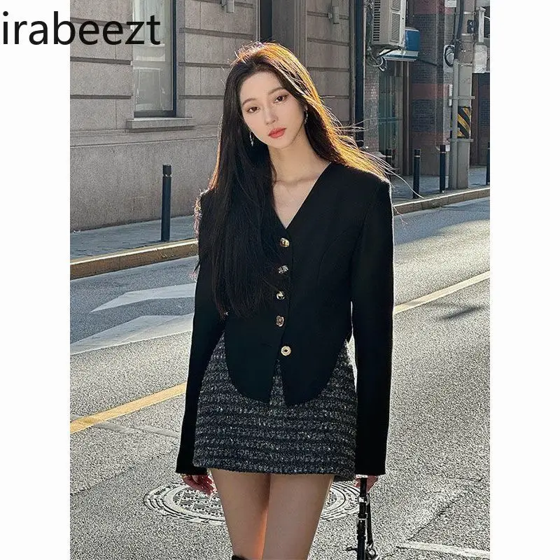 2024 Spring New Advanced V-neck Short Coat + Elegant High Fanny Pack Hip Skirt Dwuczęściowy zestaw Roupas Femininas Conjuntos