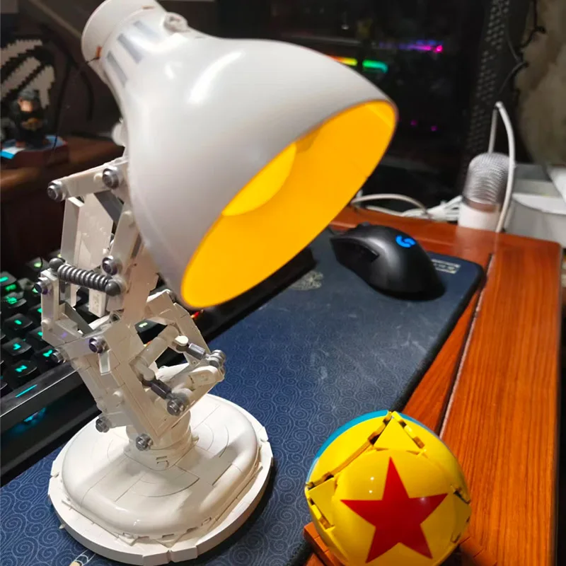 2025 جديد الإبداعية الكرتون 21357 613 قطعة مصباح غرفة ديكور بناء مجموعة لعبة المنزل المعيشة لفتاة صبي هدايا عيد الميلاد