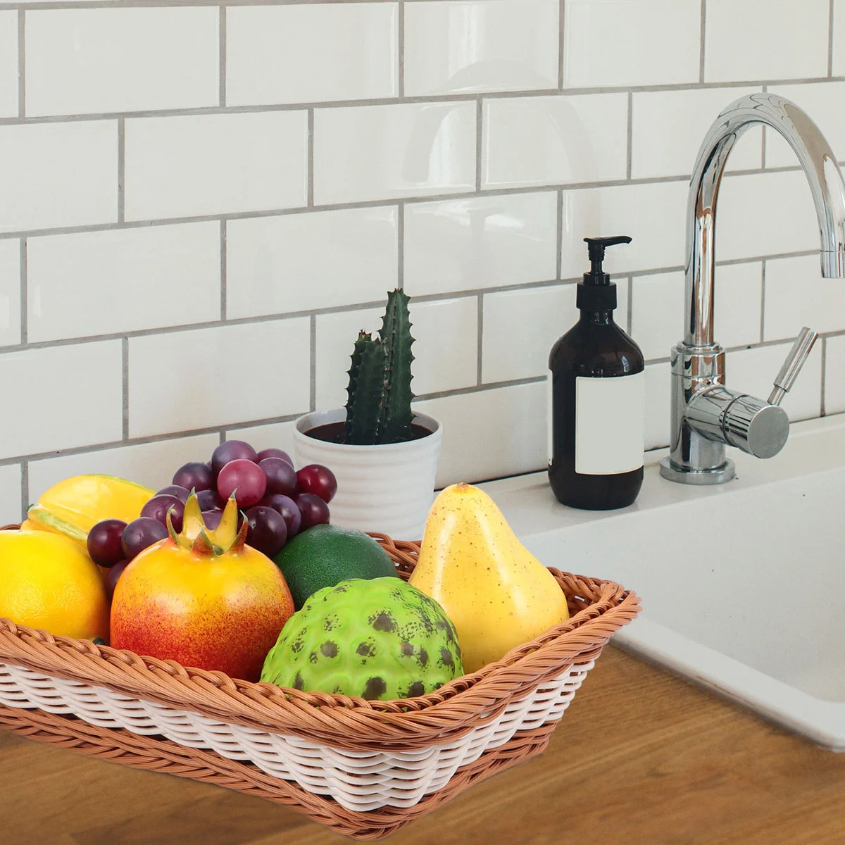 

Plastic Woven Fruit Basket Round Food Storage Pastoral Style Pp Bread Baskets Kitchen Bar Home Hotel Shop Safe Practical