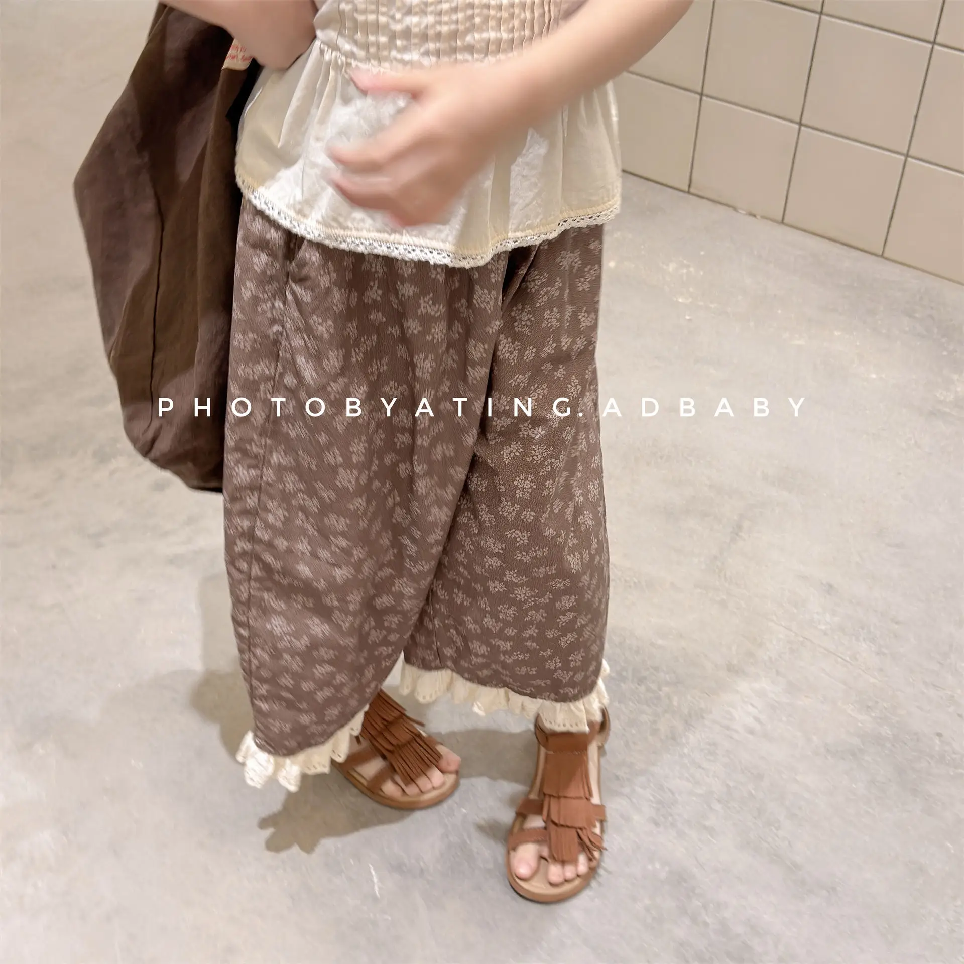 

2026 Summer New Girls Floral Cropped Pants Children Loose Trousers Cute Baby Girl Thin Cotton Mosquito-proof Pants