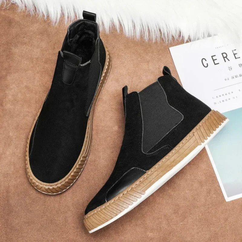 Plush Winter Cotton Boots Fashion Thermal Insulation Cotton Shoes Men\'s Leather Boots Soft Soled Casual Men Shoes Sports Shoes