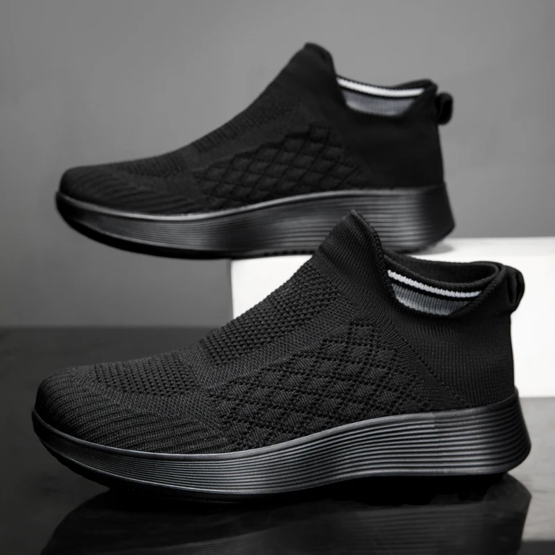 Men Running Walking Sock Shoes Fashion Casual Sneakers Breathable Thick Sole Sport shoes Lightweight Men Sneakers Casual Shoes