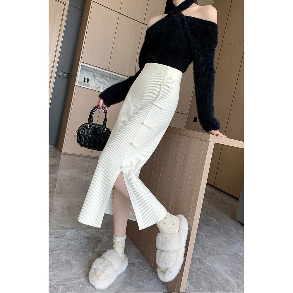 Stylish 2025 Spring New Women\'s Slim Knitted Skirt Straight A Line with Retro Buckle Detail and Eye Catching Slit Feature