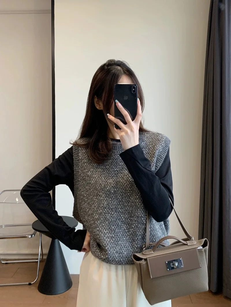 

2024 New Autumn and Winter Cashmere Starry Sky Vest Women Cashmere Vest O-neck Loose Female Solid Color Starry Sky Cashmere Vest