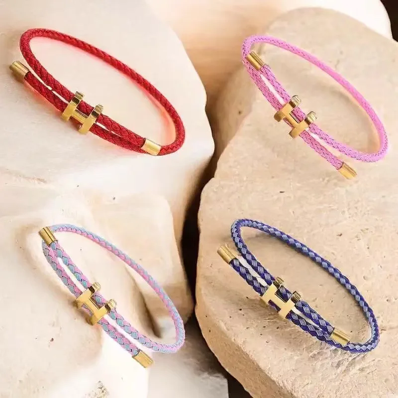

Fashionable and simple stainless steel bracelet, I-shaped buckle bracelet, couple lucky woven bracelet