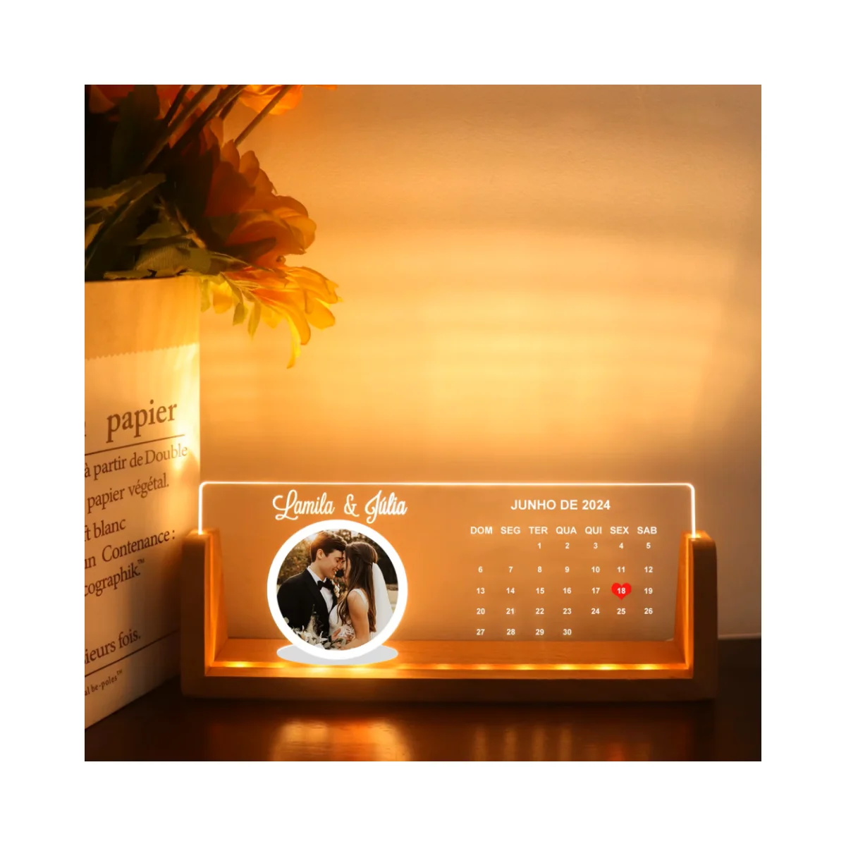 Popular Hot sell Dropshipping Gift Christmas Gift U-shaped Stand USB Acrylic Night Light UV Printed Couple's Name Picture Decora