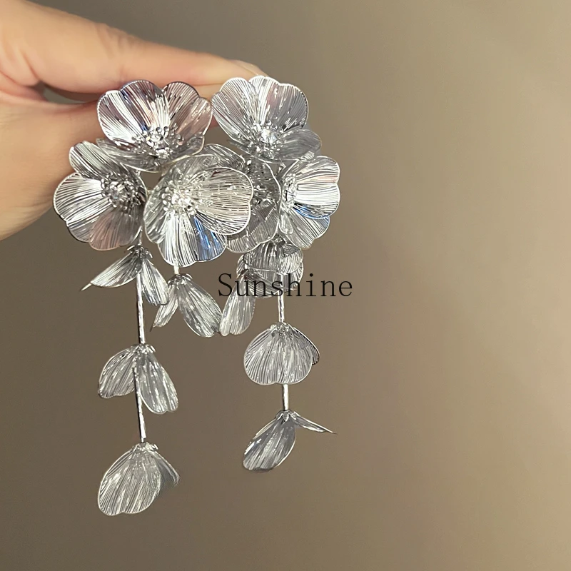 Super fairy French retro zircon metal flower fringed earrings