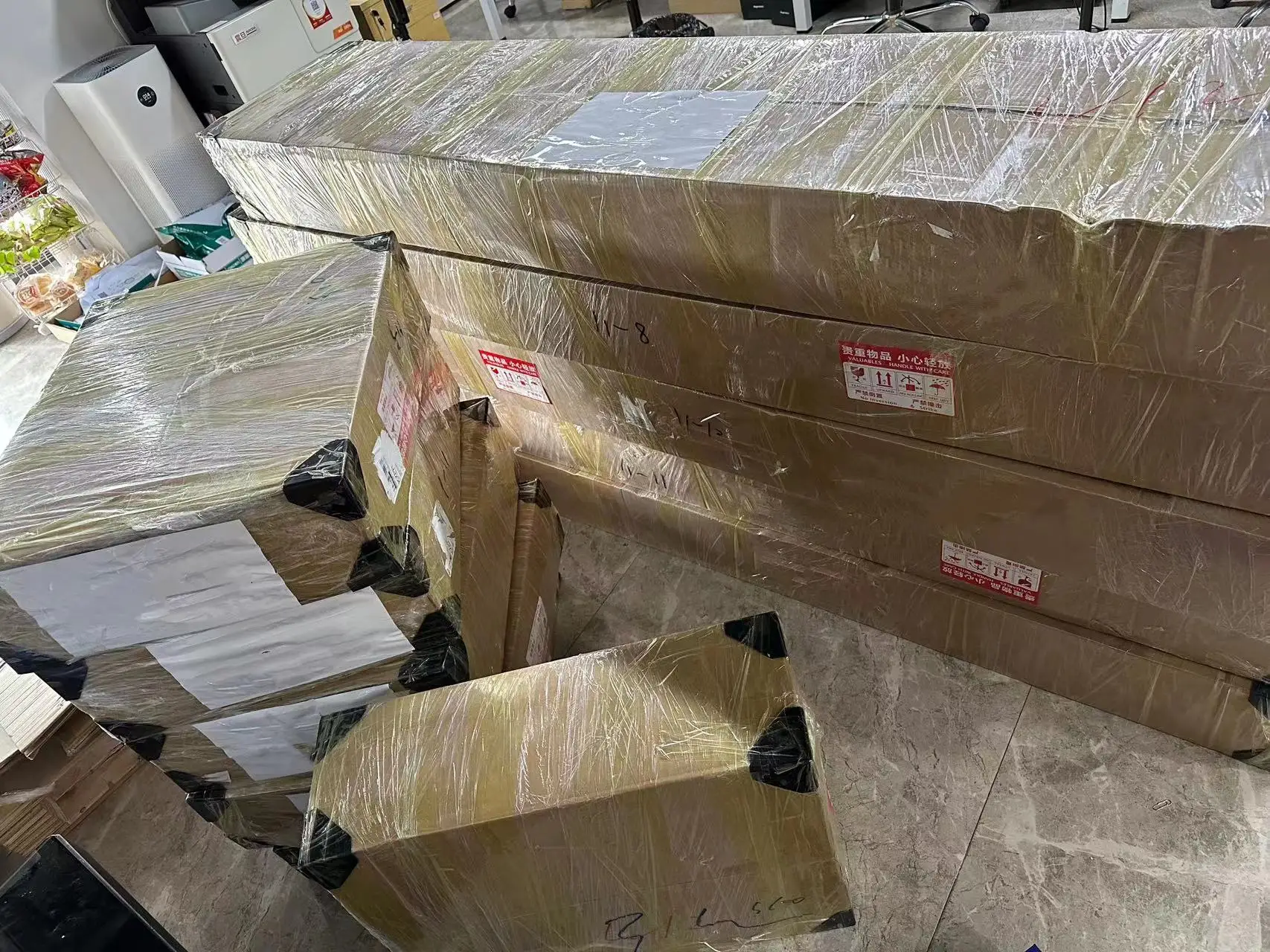 EITAI Best Sale Competitive Price C21 Solar Panel Clean Brush Automatic Cleaning Machine With Battery Option