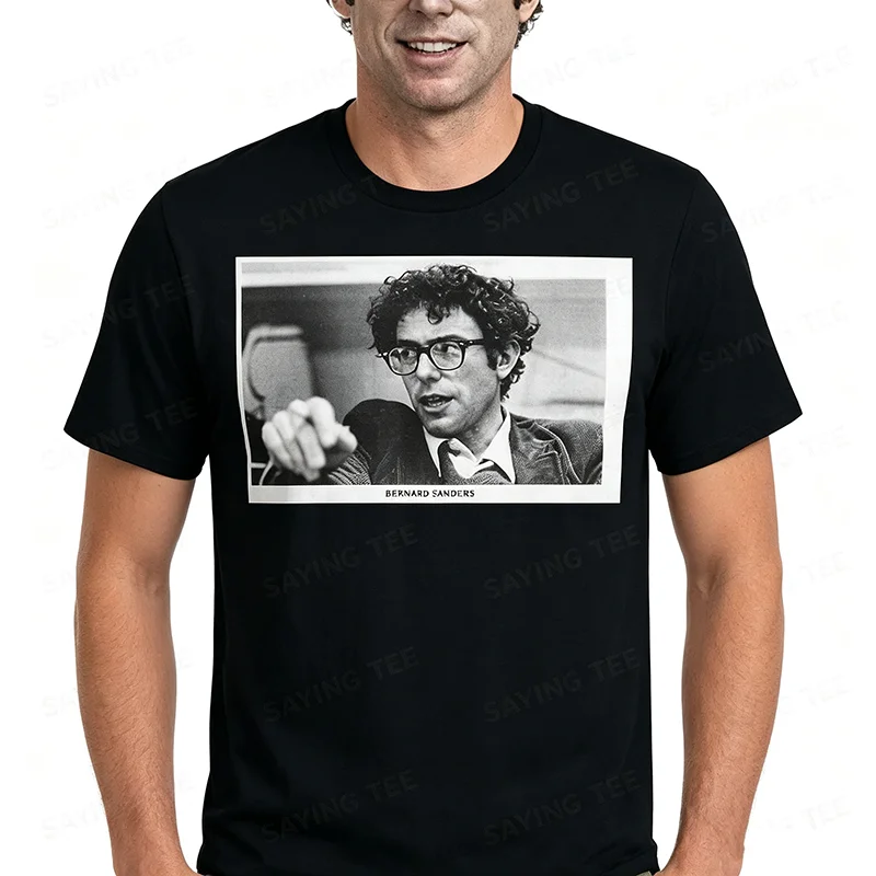 Präsident Bernie Sanders Young in University T-Shirt Y2k Politischer Retro-Stil Grafik-Bekleidung Weiche Baumwoll-T-Shirts Vintage-T-Shirt – Detail 6