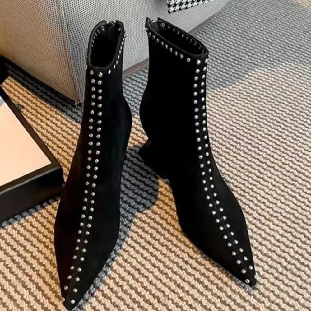 New Shallow Spring Autumn Women Ankle Boots Punk Pointed Toes Unqie Heels Designer High Heels Ladies Short Boots Back Zip