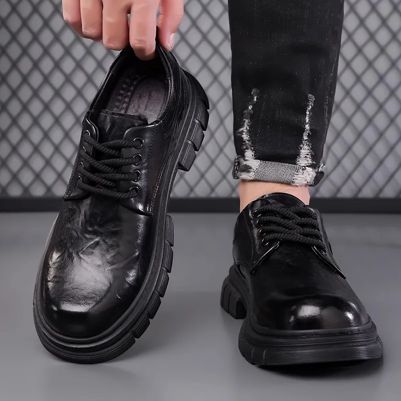 Men's 2026 New British Style Low Top Work Shoes Round Toe Lace-Up Chunky Sole Comfortable Lightweight Retro Casual Leather Boots