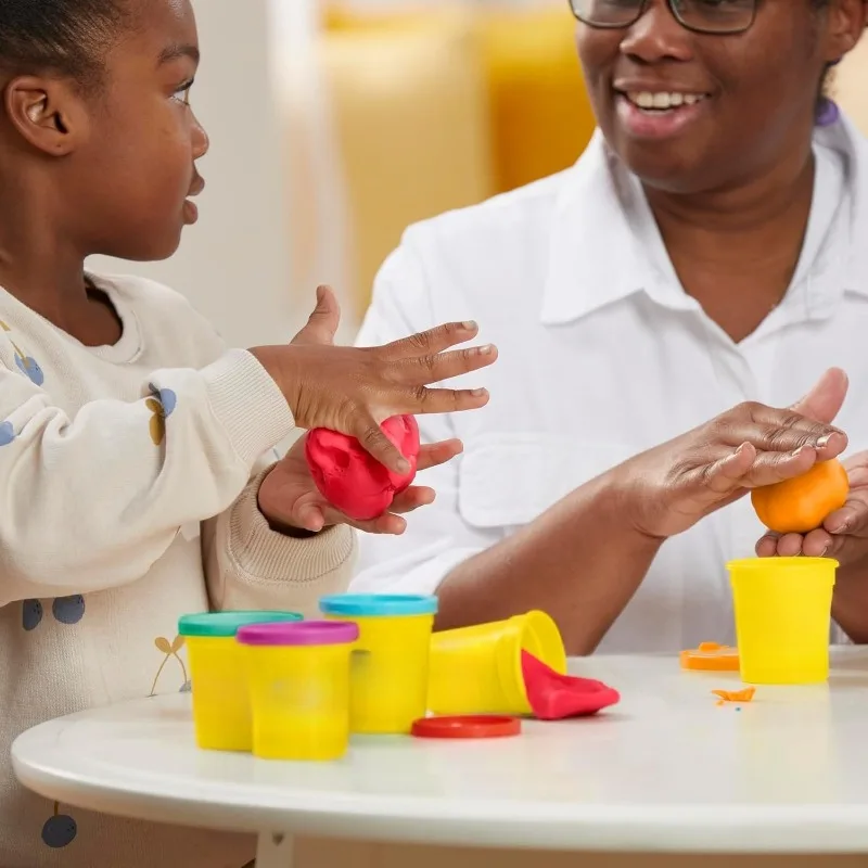 Caixa de argila de 10 pacotes de cores sortidas não tóxicas de 2 onças. Latas, presentes escolares, prêmios e lembrancinhas, brinquedos pré-escolares para crianças de 2 anos ou mais
