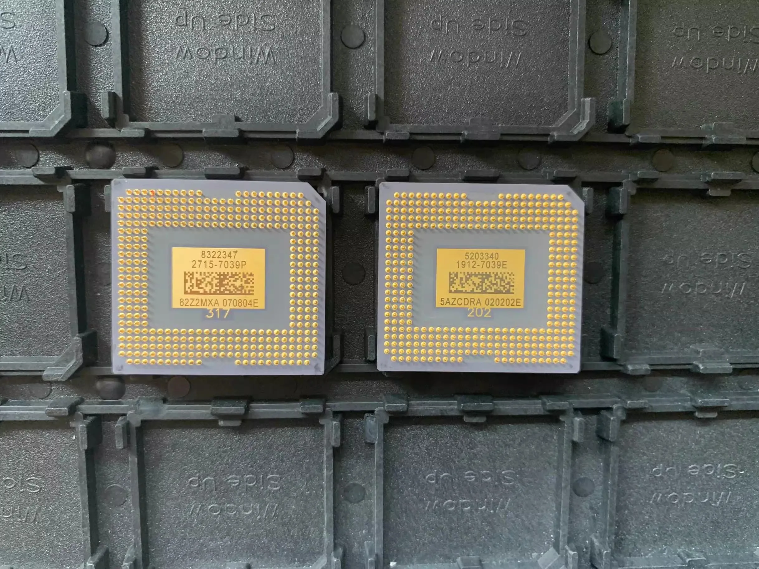 

1910-6039E/6037E/6139E/623AE/6137E 1912-7039E/7037 2715-7039 Projector chip
