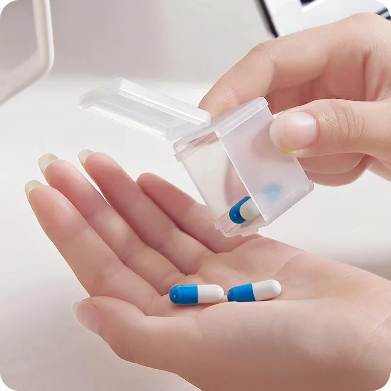 1/7Grids Travel Mini Pill Dispenser 7 Days Portable Medicine Box Detachable Container Case Vitamins Fish Oils Weekly Tablet Hold