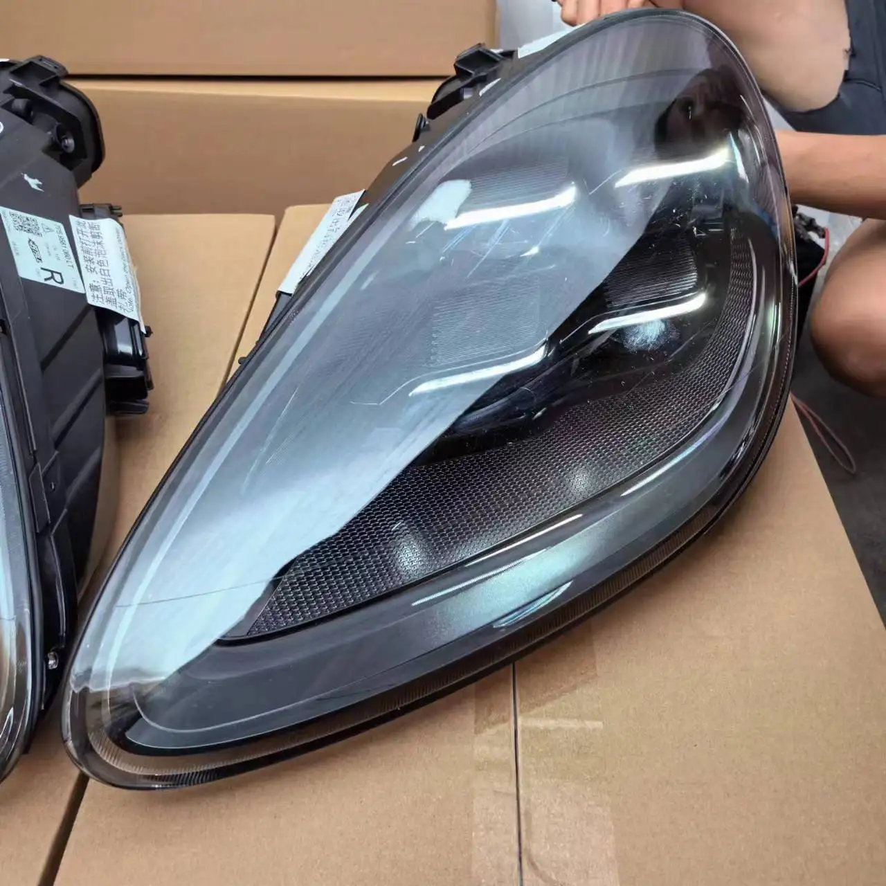 HOT SALE for porsche Cayenne Matrix Style Headlights Direct Replacement of Non-destructive Installation Led Headlights