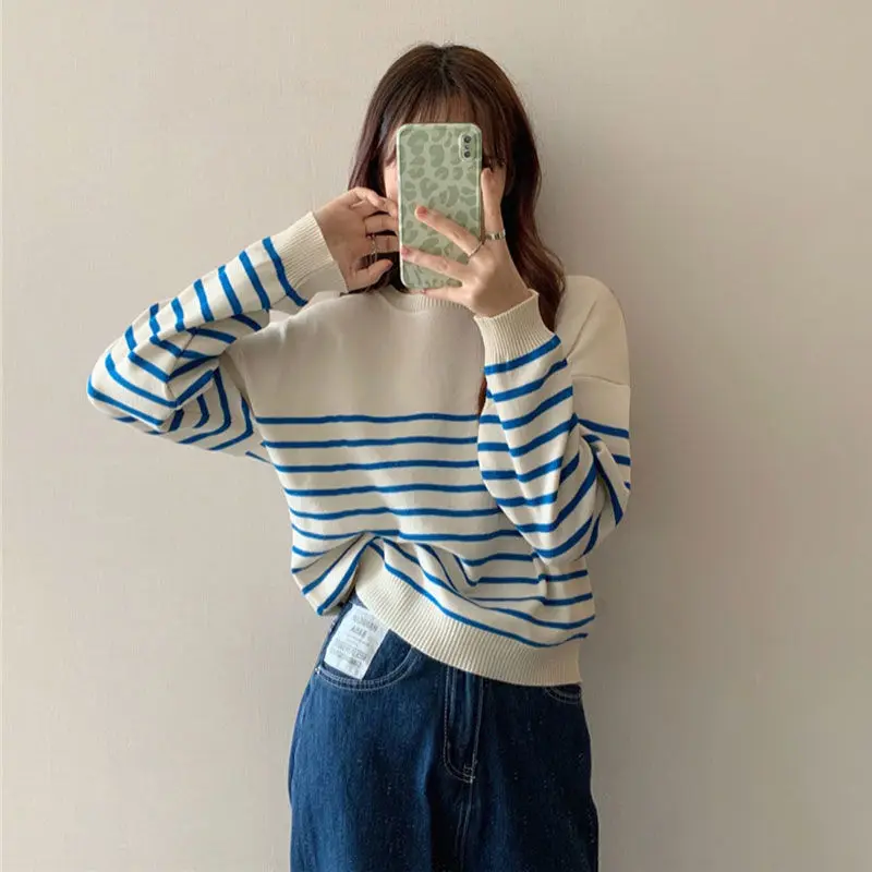 Stripe O-neck Women\'s Knitted Sweater T-shirt Tops Long Sleeved Loose Fitting Versatile High Quality Knitwear Youth Elegant