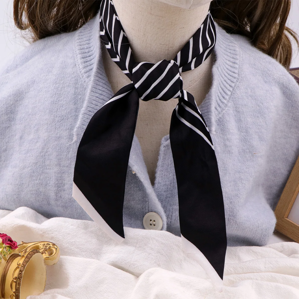 Skinny Scarf Women Small Bag Scarves Hair Neck Scarf For Ladies Foulard Black White Stripe Geometric Print Neckerchief Headband
