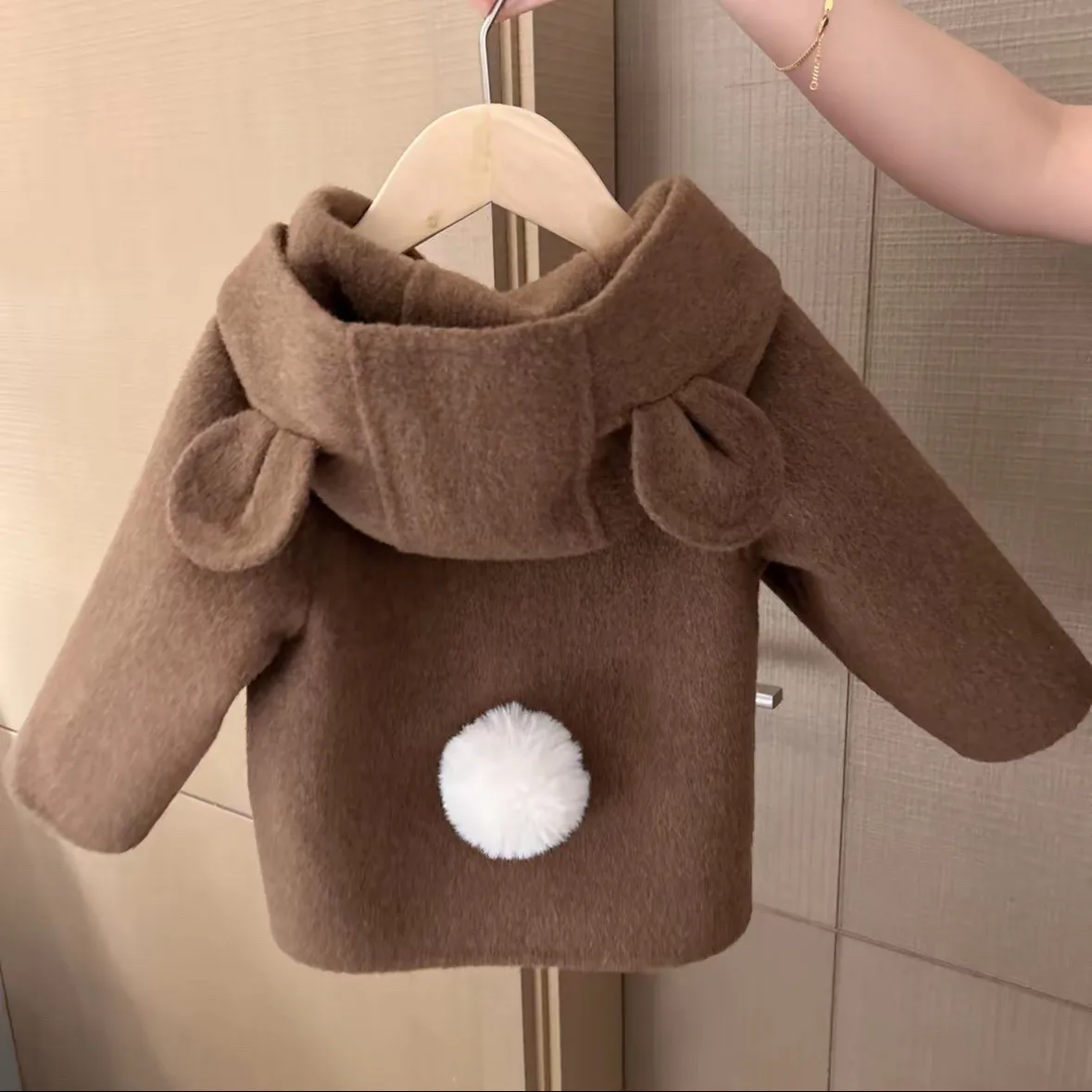الخريف والشتاء الفتيات لطيف مقنعين معطف الصوف أزياء النسخة الكورية الجديدة معطف سميك للأطفال #1