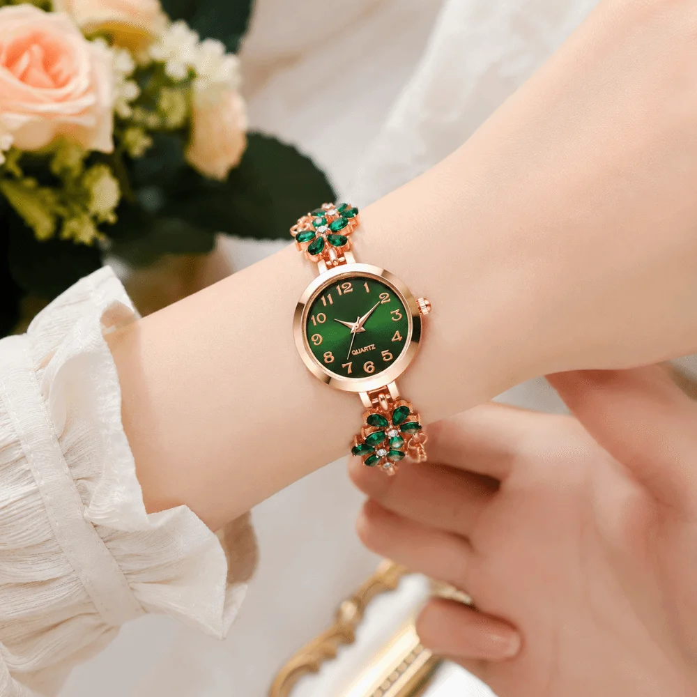 Unique Exquisite Women's Bracelet Watch Vintage Adjustable Women's Wrist Watch Luxury Waterproof Flower Quartz Wristwatch Women