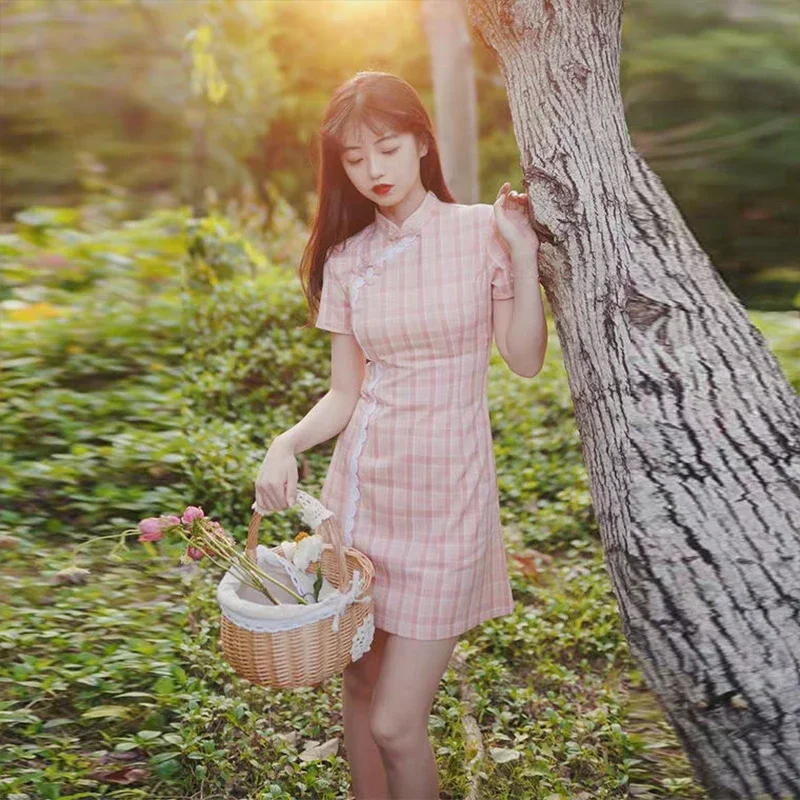 

Плед Cheongsam для молодой девушки 2024, весеннее розовое стильное литературное элегантное ретро-милое платье Ципао в китайском стиле