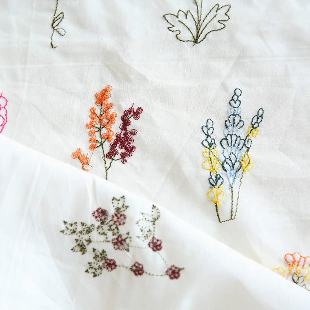 Summer Breeze White Cotton Voile Fabric with Hand-Embroidered Flowers for Dressmaking, 145x50cm