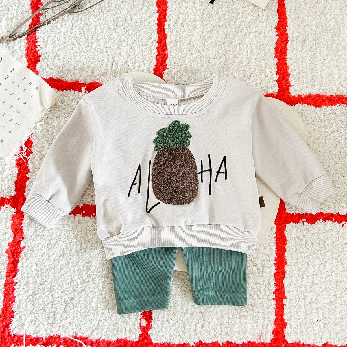 2024 Spring Autumn New Boys Girls Clothing 2pcs Infant Toddler Outfits Pineapple Embroidery Top +Bottom Baby Sets 0-3 Years Old