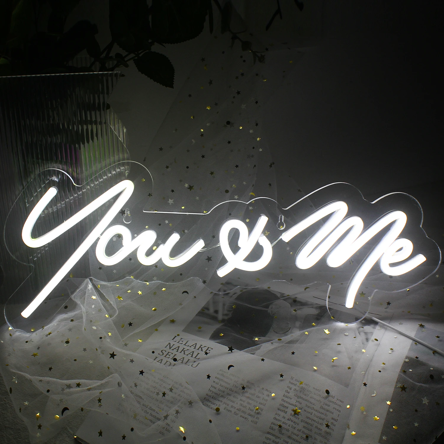 You and Me Neon Sign LED Room Wall Decor USB Powered Hanging Acrylic For Bedroom Kids Room Engaged Wedding Party Supplies